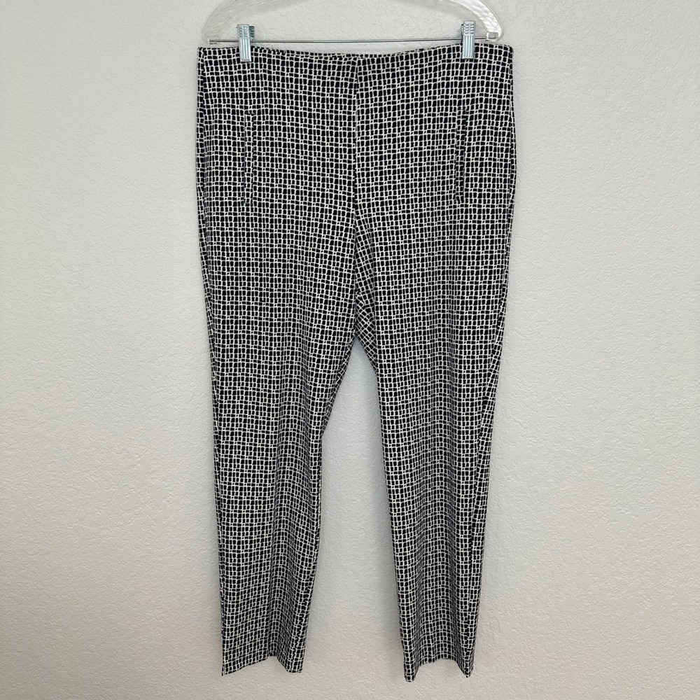 Chico's Slimming Pull On Ankle Pants Womens 2 US 12 Black White Geometric Print